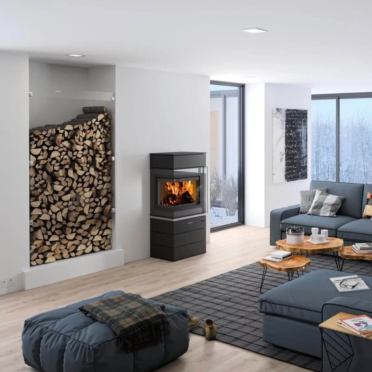 Kaminofen schwarz im Wohnzimmer