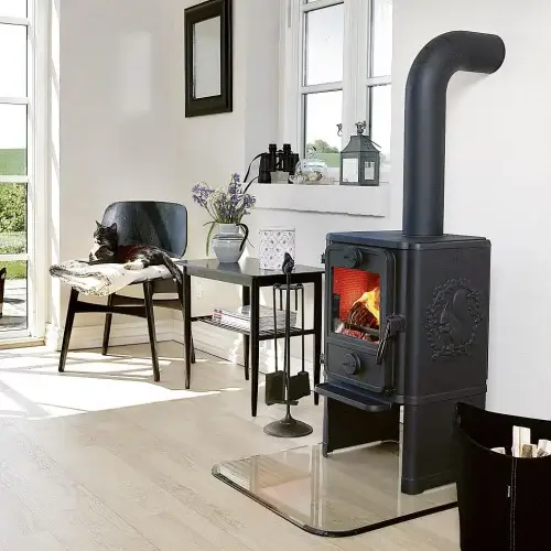 Kaminofen Gussofen Morsoe 1442 - glatt mit Eichhörnchen - 5 kW