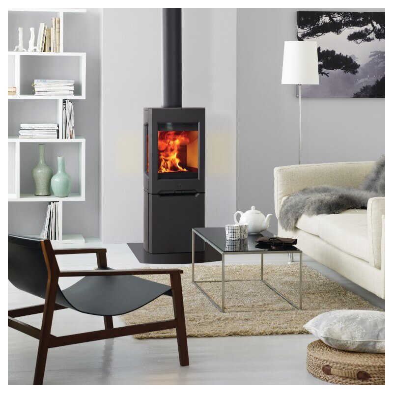 Kaminofen Gussofen Jotul F 165 - Gusssockel mit Seitenfenstern - 5 kW - schwarz lackiert (BP)