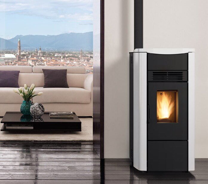 Pelletofen La Nordica Extraflame Giusy Plus Evo 2.0 - 7,5 kW (kanalisierbar)