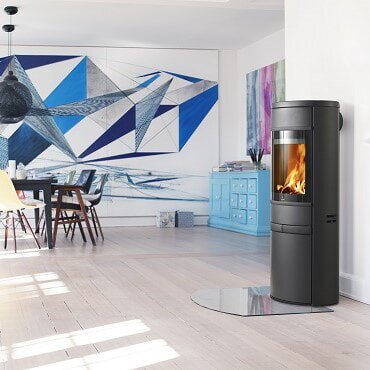 Kaminofen SCAN 68-13 mit langen Stahlseiten, Griffe und Leisten schwarz - 5,5 kW