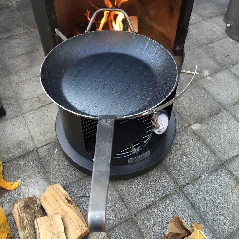 Firestar Schmiedeeisenpfanne für DN 650