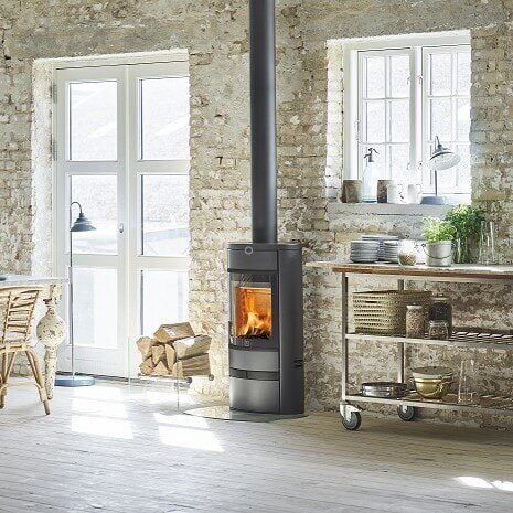 Kaminofen SCAN 68-13 Low Base, Griffe und Leisten schwarz - 5,5 kW