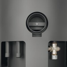 Kaminofen wassergef&uuml;hrt Justus Faro Aqua 2.0 - 8,5 kW - Stahl Schwarz - Verkleidung Sandstein