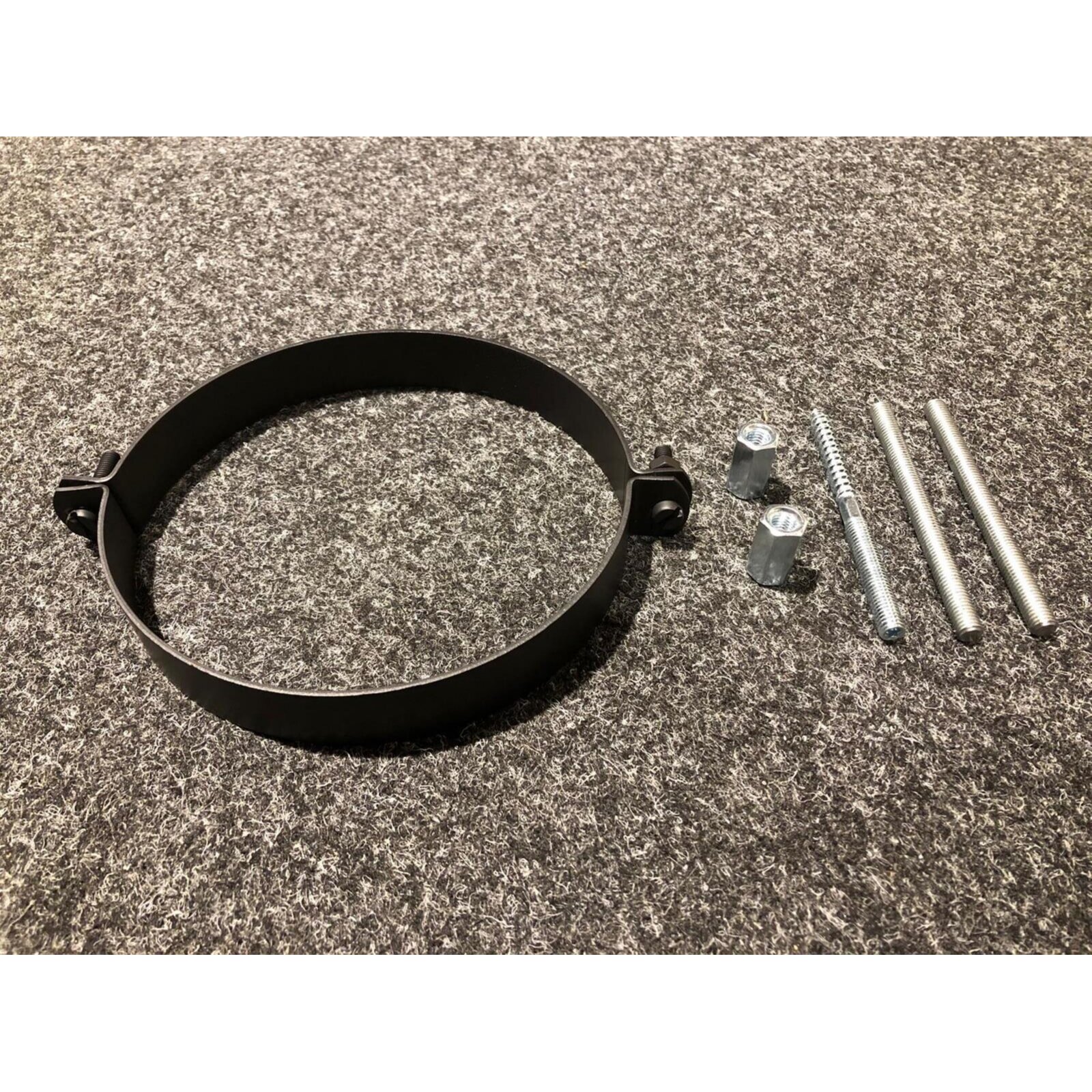 Rohrschelle schwarz lackiert Ø 80 mit Gewindestange