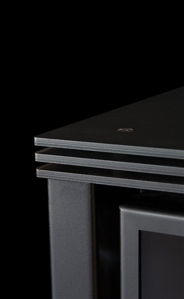 Kaminofen Rizzoli - Serie X Line - Plus - 7,7 kW - Schwarz lackiert