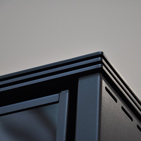 Kaminofen Rizzoli - Serie X Line - Chef - 7,7 kW - Schwarz lackiert