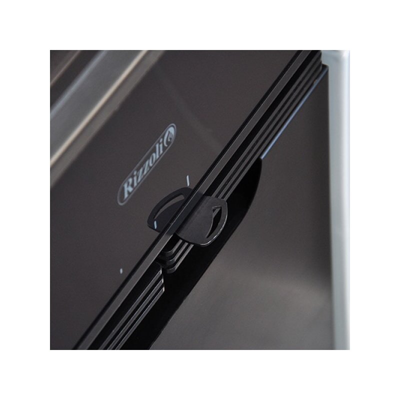 Kaminofen Rizzoli - Serie X Art - Basic - 7,7 kW - Keramikverkleidung