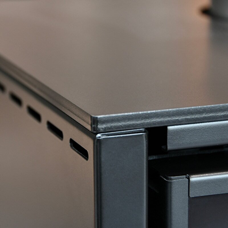 Kaminofen Rizzoli - Serie X - Dateo - 7,7 kW - Schwarz lackiert