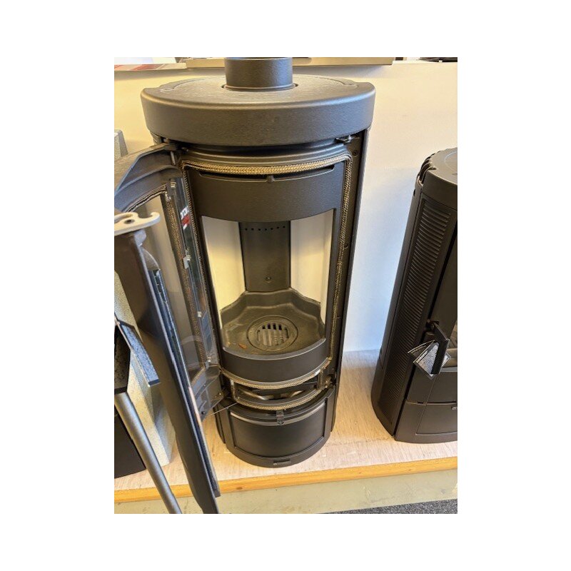 Kaminofen La Nordica Marlena - 7,5 kW - AUSSTELLUNGSSTÜCK