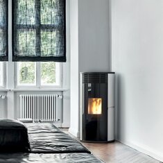 Pelletofen wassergef&uuml;hrt MCZ PAD Hydromatic 18 R (Anschluss hinten) M2 - Maestro+ - 18 kW