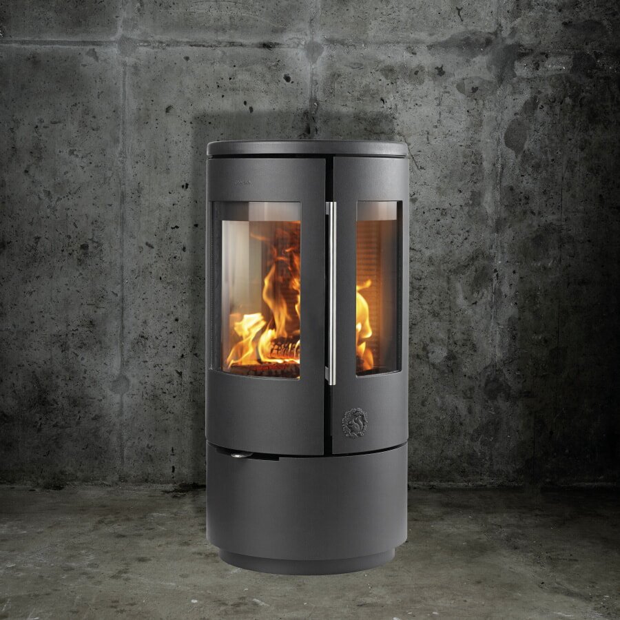 Kaminofen Morsoe 7440 mit 250 mm glattem Sockel - 4,3 kW