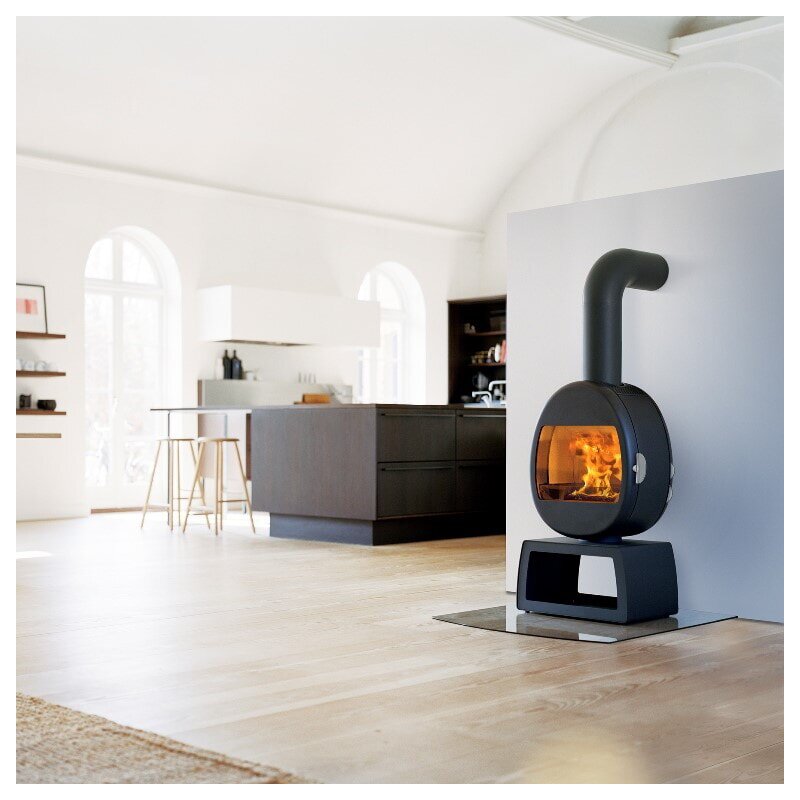 Kaminofen SCAN 66-4 mit eckigem Sockel (Plinth) - 5 kW - Schwarz
