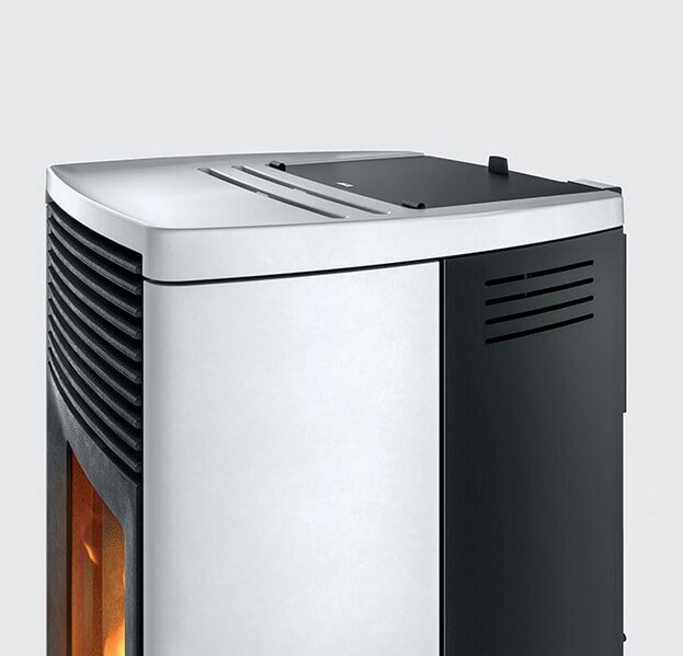 Pelletofen MCZ STAR Air 8 R M3 (Anschluss hinten) - Maestro+ - 8 kW