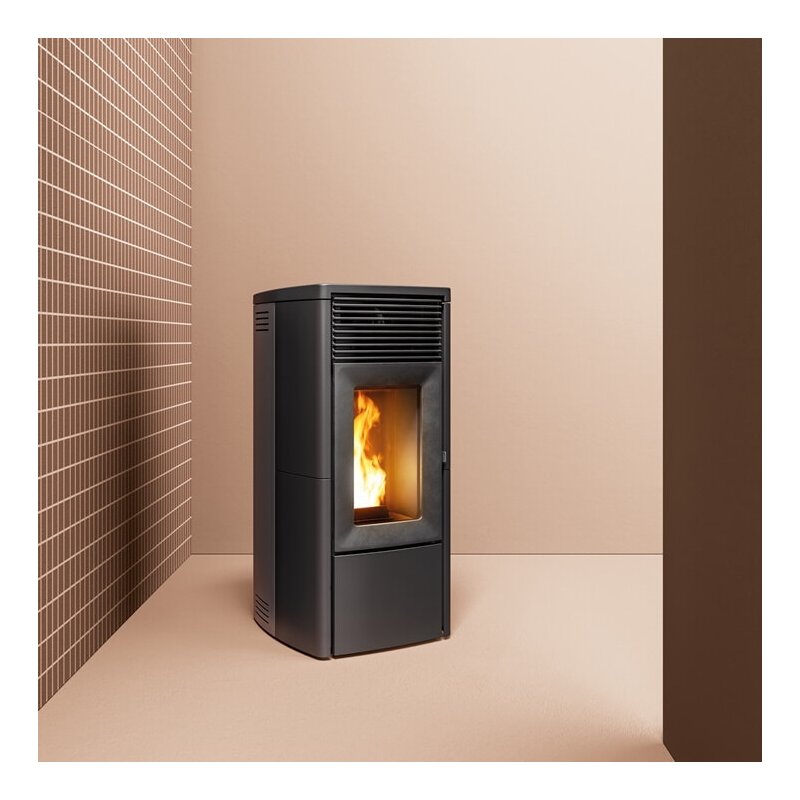 Pelletofen MCZ STAR Comfort Air 10 R M3 (Anschluss hinten) kanalisierbar - Maestro+ - 10 kW