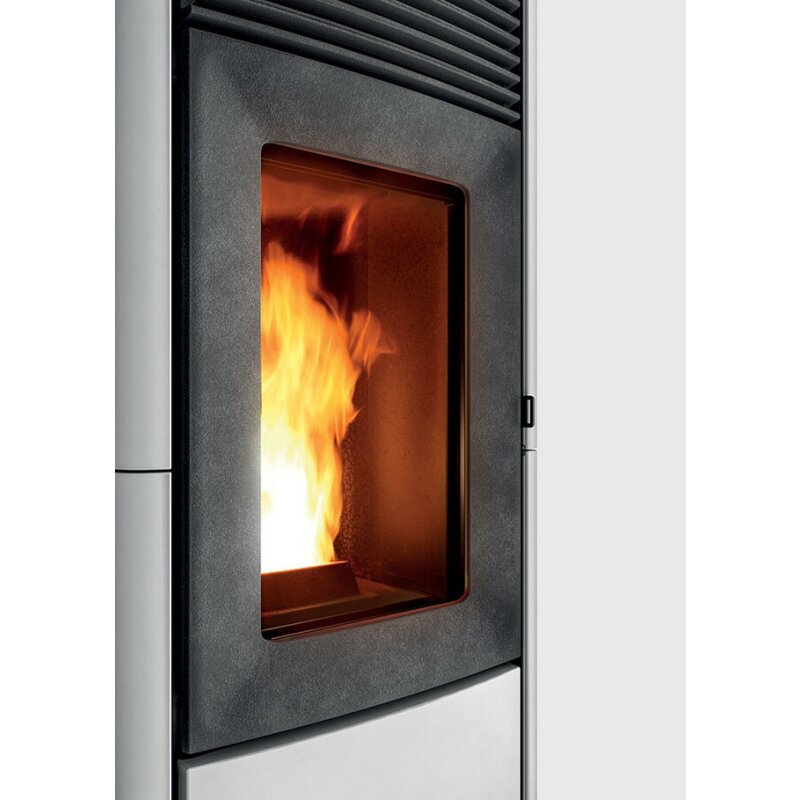 Pelletofen MCZ STAR Air 8 UP M3 (Anschluss oben) - Maestro+ - 8,1  kW