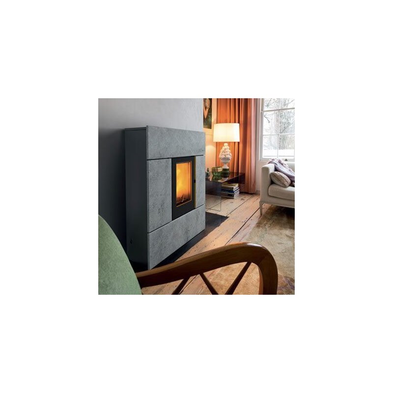 Pelletofen MCZ RAY Comfort Air 8 R M2 (Anschluss hinten) kanalisierbar - Maestro+ - 7,8 KW