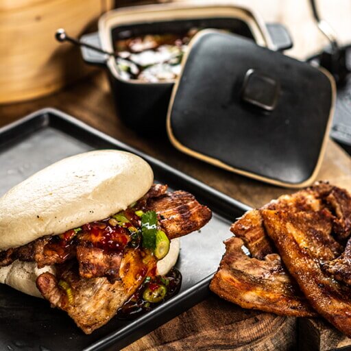 Big Green Egg - gusseiserne Grillpresse/ Hamburgerpresse