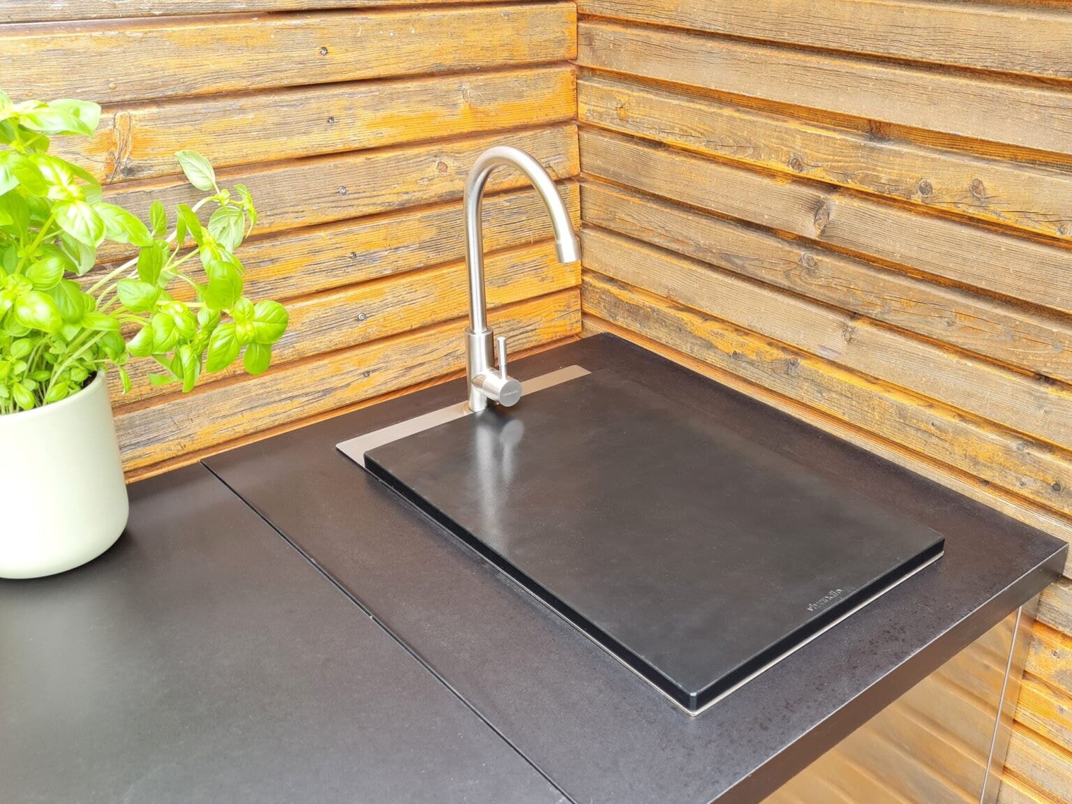 Vivandio Outdoorküchen - Schneidebrett M (Deckel für Spüle MA & MB)