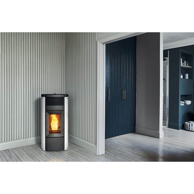 Pelletofen MCZ MUSA Comfort Air Matic 12 R CORE M3 (Anschluss hinten) kanalisierbar - Maestro+ - 12 kW