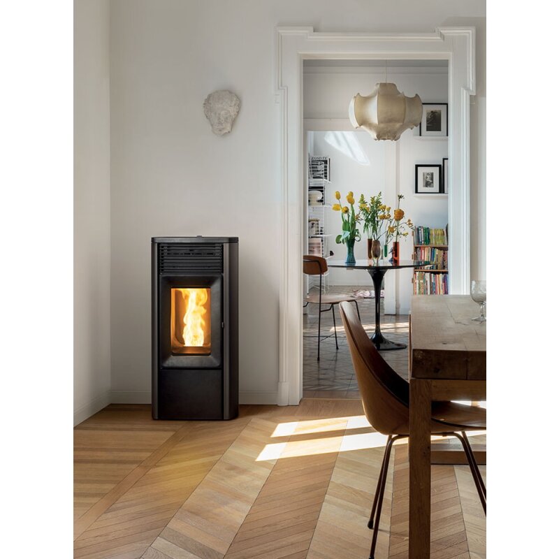 Pelletofen MCZ Ego Comfort Airmatic 10R M3 Core kanalisierbar (Anschluss hinten) - Maestro+ - 10 kW