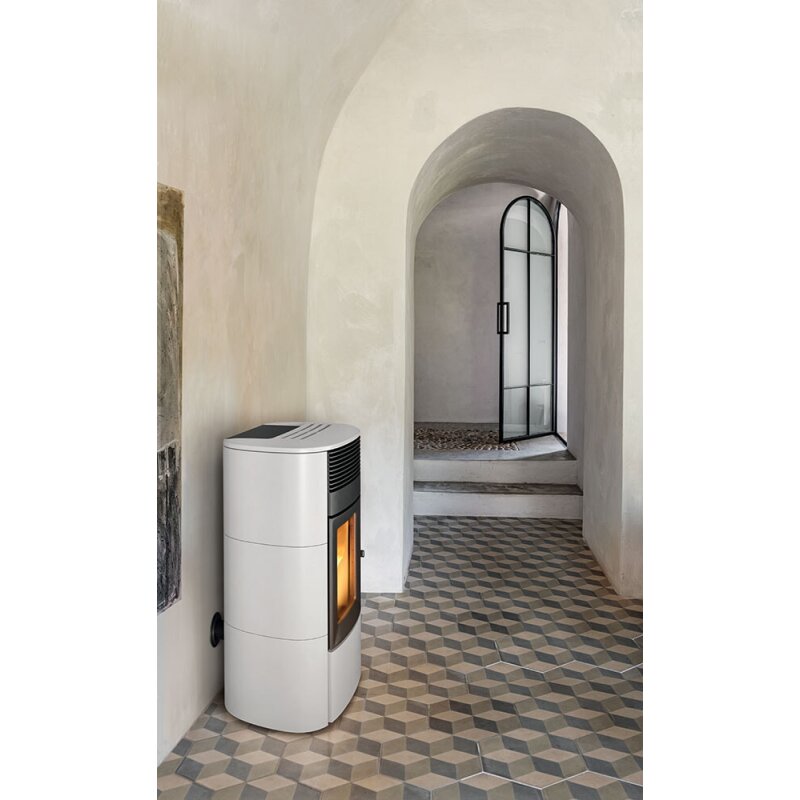 Pelletofen MCZ CLUB Comfort Air Matic 12 CORE R (Anschluss hinten) kanalisierbar - Maestro+ - 12 KW