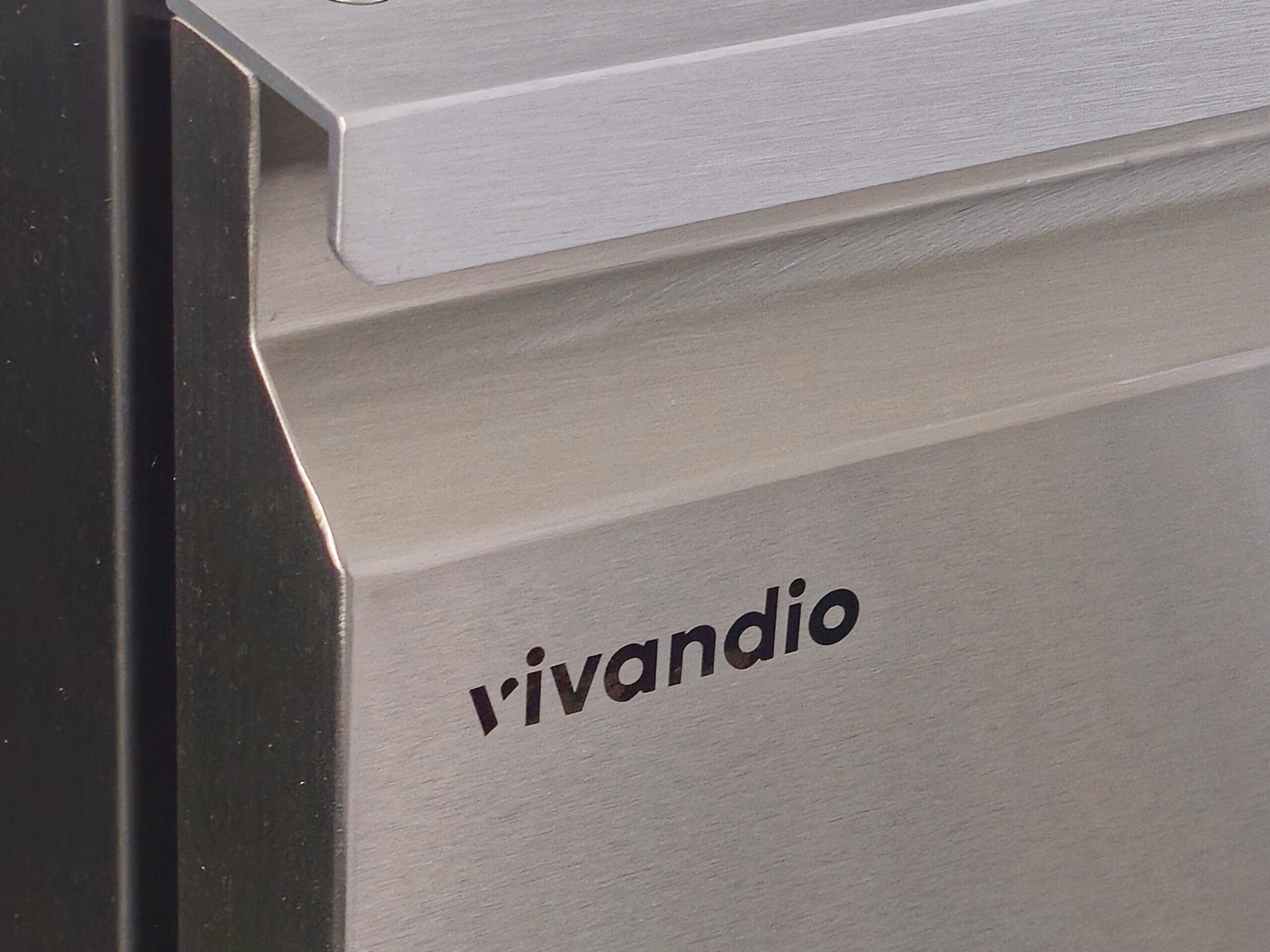 Vivandio Outdoor (Wein)kühlschrank mit Schubladen FD-110, 2 Zonen - Silber