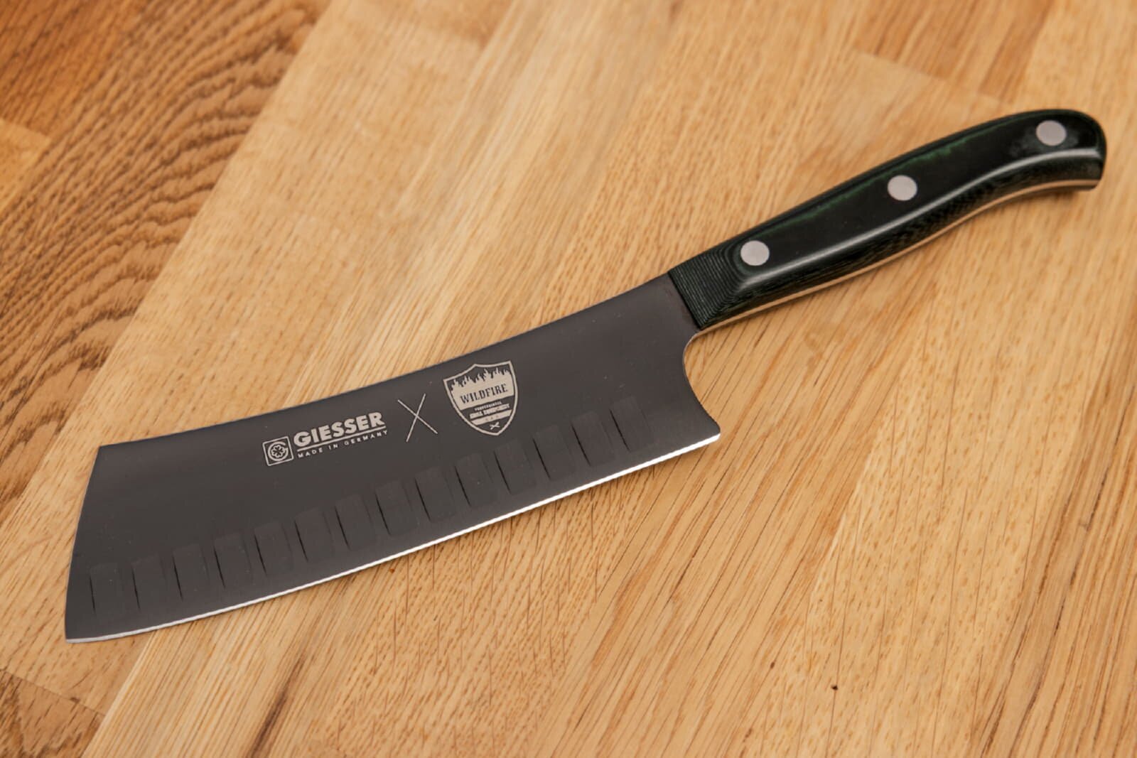 Big Green Egg - Wildfire x Giesser Messer - Yabocho