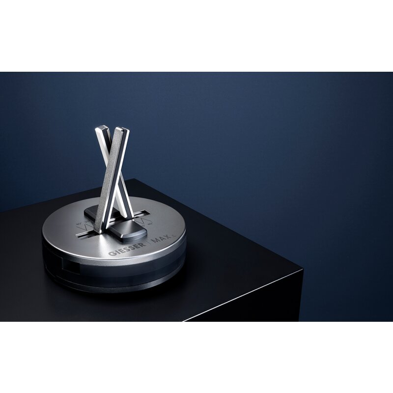 Big Green Egg - Wildfire x Giesser Messer - Messerschärfer Max