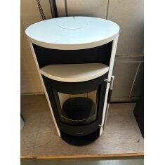 Kaminofen Oranier Polar Neo 6 - 6,5 kW - Stahl Schwarz - Verkleidung Keramik Seidenweiß Lines - AUSSTELLUNGSSTÜCK