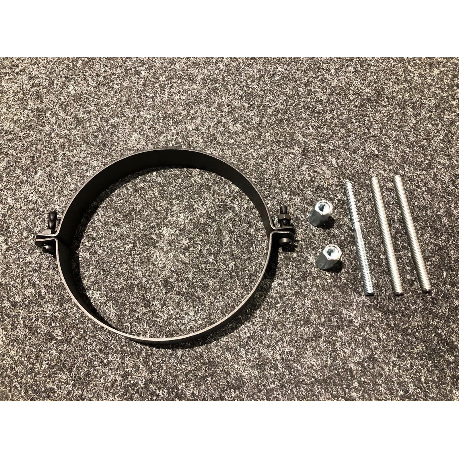 Rohrschelle schwarz lackiert Ø 160 mit Gewindestange