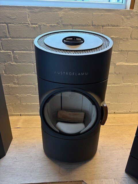 Kaminofen Austroflamm Clou Compact 2.0 - 6 kW - AUSSTELLUNGSSTÜCK