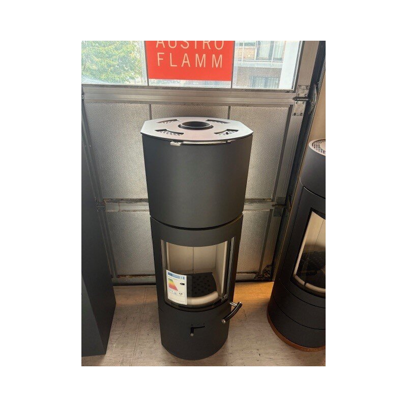 Kaminofen Austroflamm Tower Xtra 2.0 - 4 kW - Gussgrau (Wärmespeicherung) - AUSSTELLUNGSSTÜCK