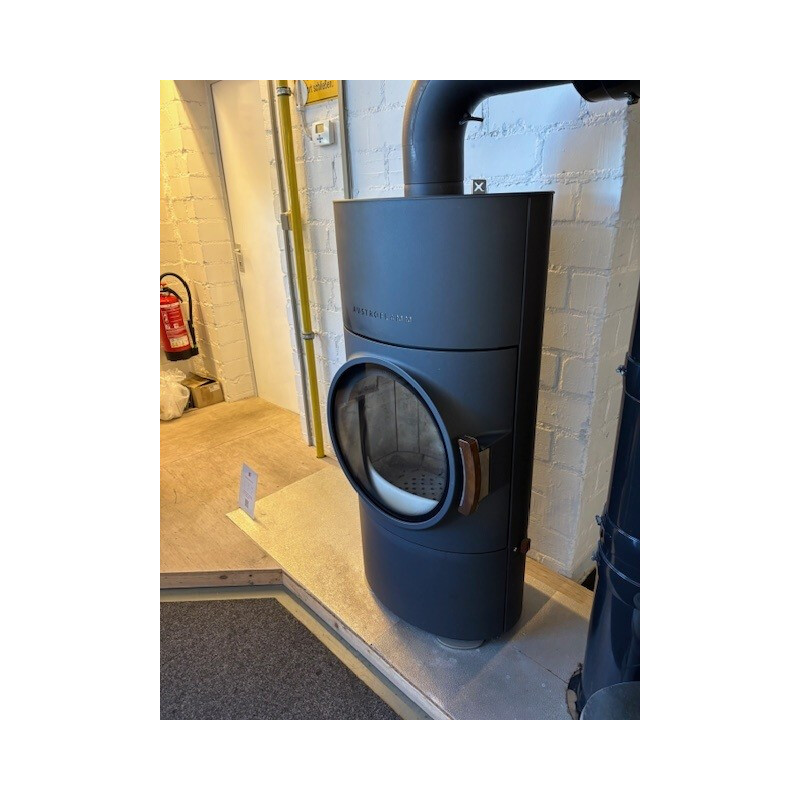 Kaminofen Austroflamm Clou Xtra 2.0 (Wärmespeicherung) - 8 kW - AUSSTELLUNGSSTÜCK