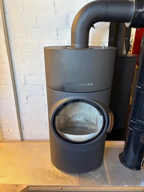 Kaminofen Austroflamm Clou Xtra 2.0 (Wärmespeicherung) - 8 kW - AUSSTELLUNGSSTÜCK