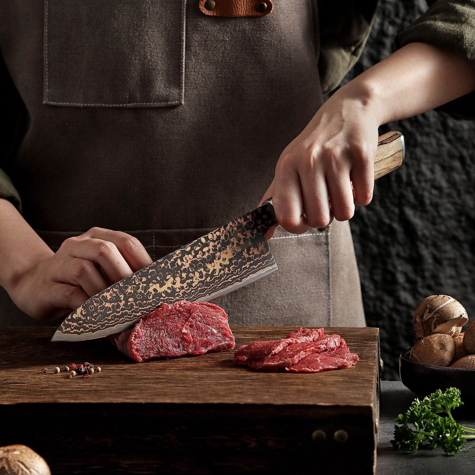 Zayiko BlackMagma - Chefmesser 19cm - Damastmesser in schwarz mit Bronze- und Kupferelementen