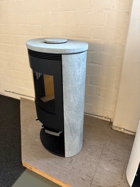 Kaminofen ILD 11 Eco Serpentinstein - 6,5 kW - Schwarz - AUSSTELLUNGSSTÜCK