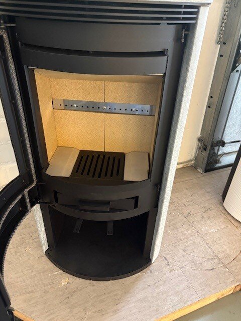 Kaminofen ILD 11 Eco Serpentinstein - 6,5 kW - Schwarz - AUSSTELLUNGSSTÜCK