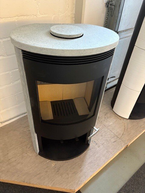 Kaminofen ILD 11 Eco Serpentinstein - 6,5 kW - Schwarz - AUSSTELLUNGSSTÜCK