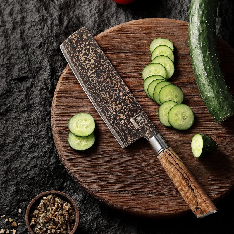 Zayiko BlackMagma - Nakiri 18cm - Damastmesser in schwarz mit Bronze- und Kupferelementen