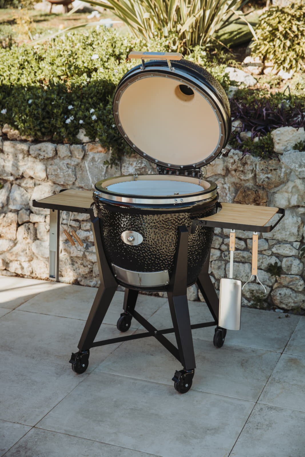 Keramikgrill Monolith Two.66 (LeChef), Schwarz