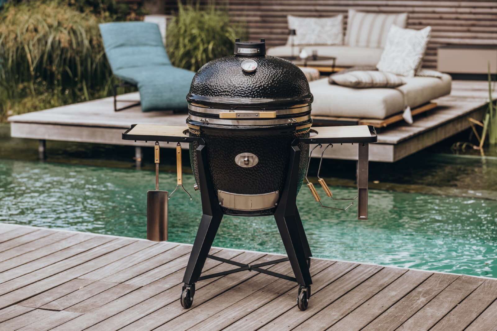 Keramikgrill Monolith Two.66 (LeChef) Smart-Flow-Bundle inkl. Gestell & Blower, Schwarz