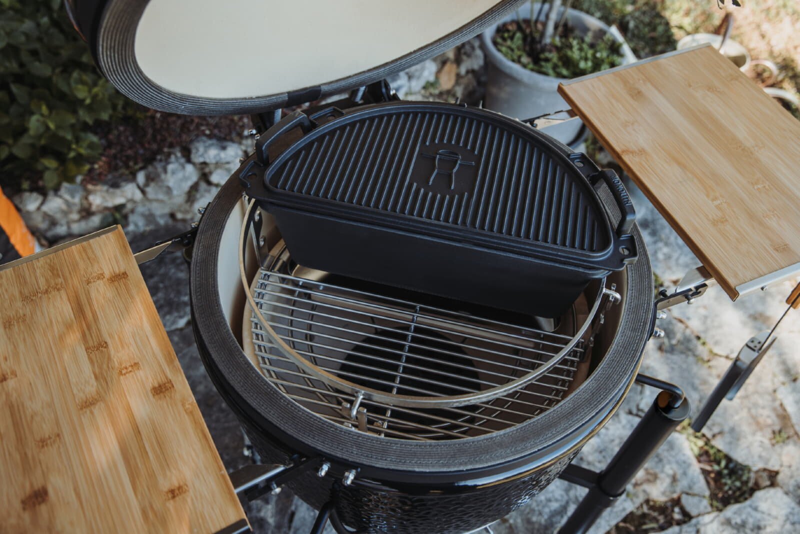 Keramikgrill Monolith One.55 (Classic), Starter- Set, Schwarz