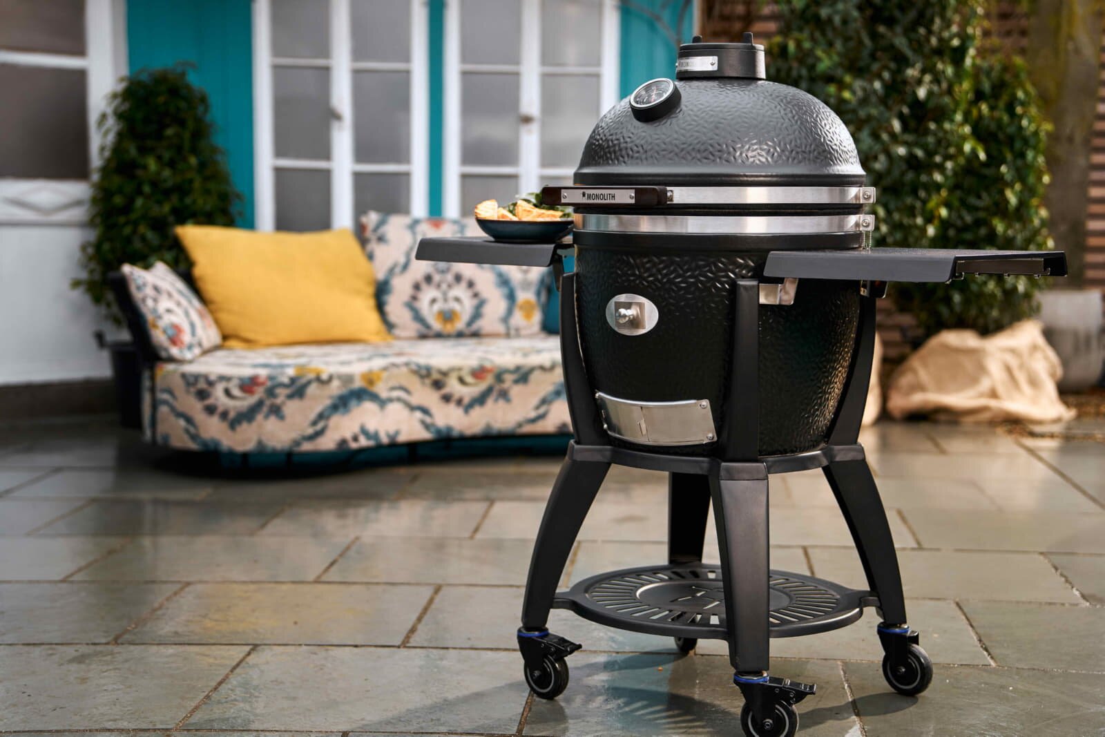 Keramikgrill Monolith Avantgarde.55 (Classic), Schwarz - Starterset