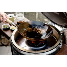 Monolith Wok aus Stahl