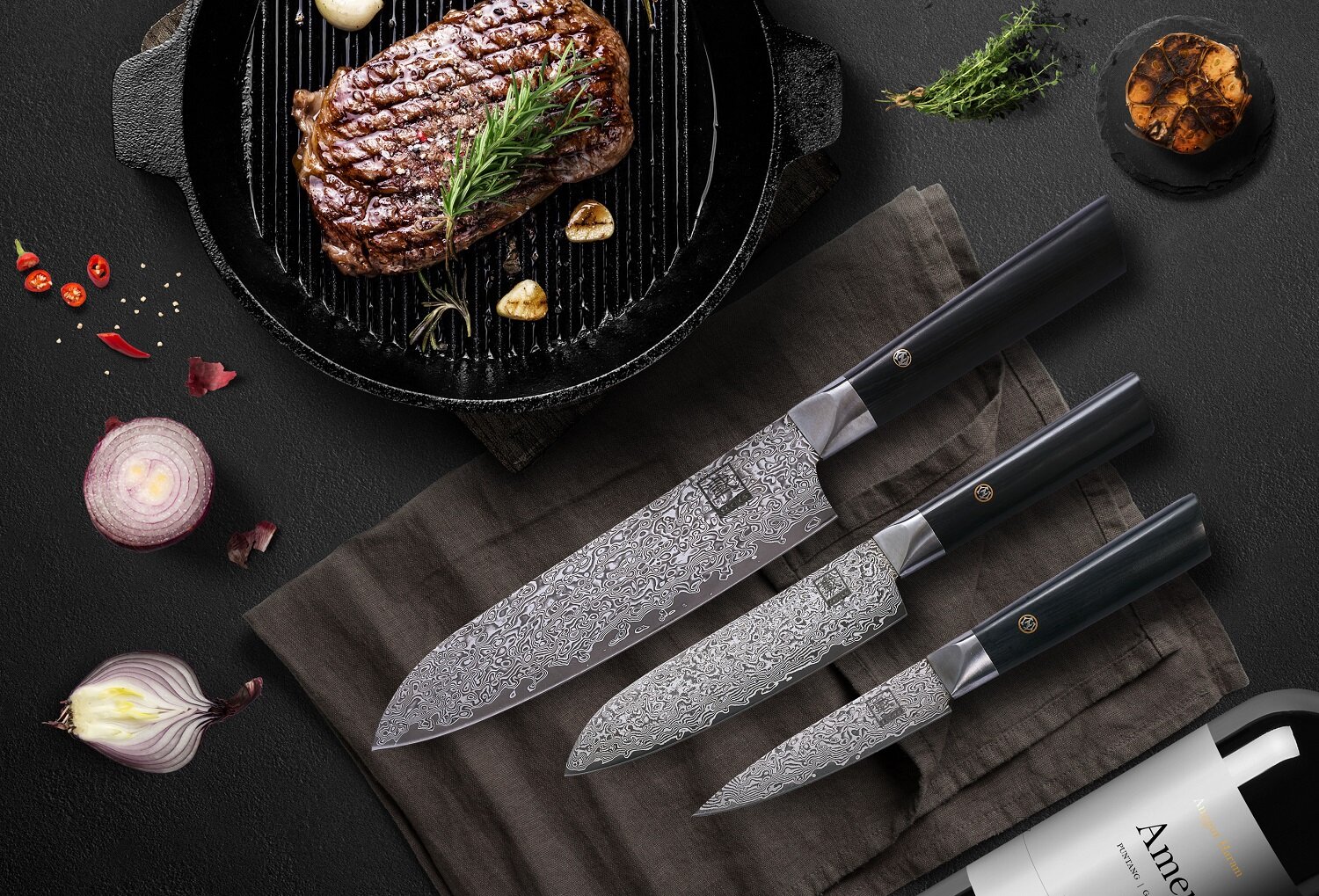 Zayiko Black Edition - 3er Set mit Messerblock - Santoku, kleines Santoku, Officemesser - Damastmesser aus schwarzem Stahl