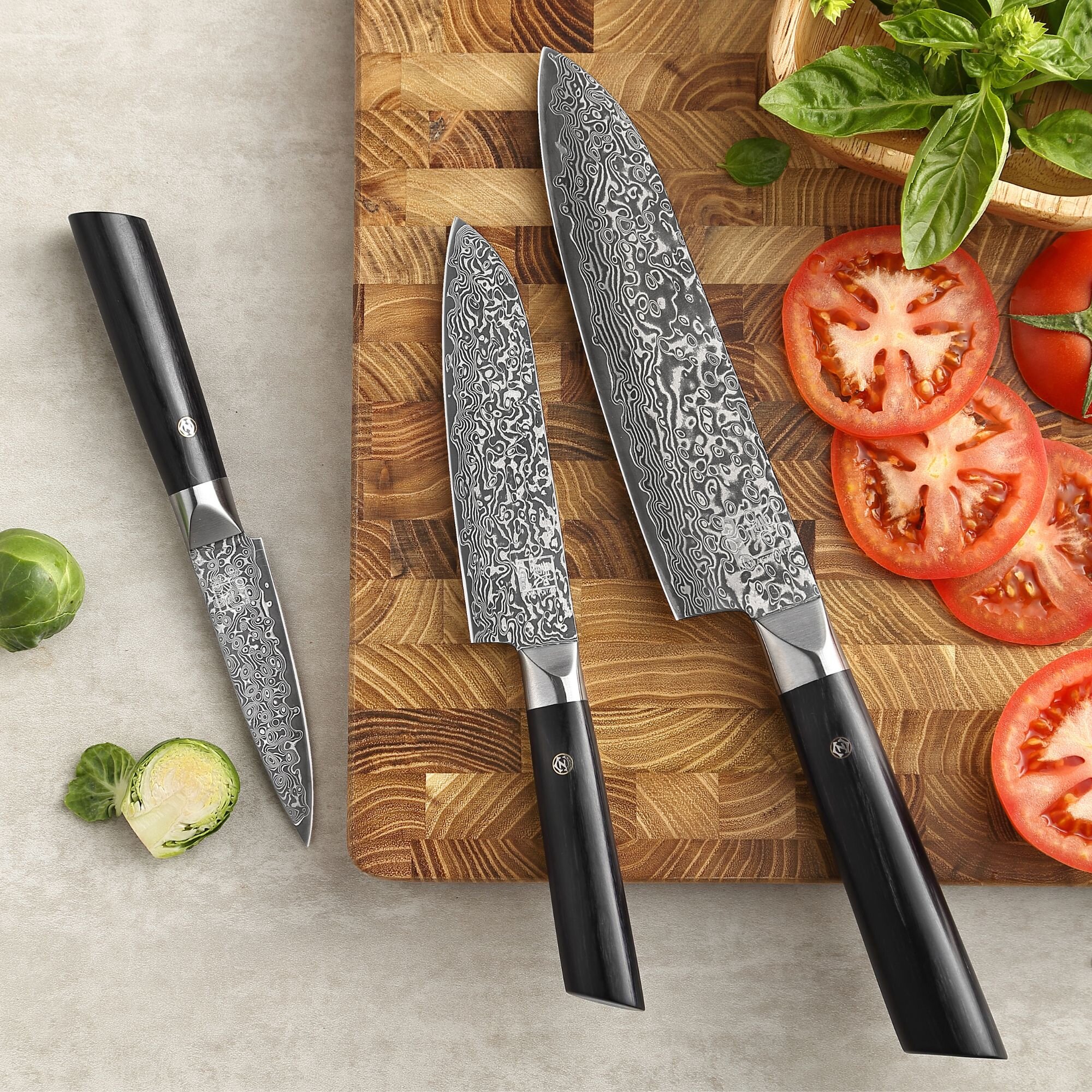 Zayiko Black Edition - 3er Set mit Messerblock - Santoku, kleines Santoku, Officemesser - Damastmesser aus schwarzem Stahl
