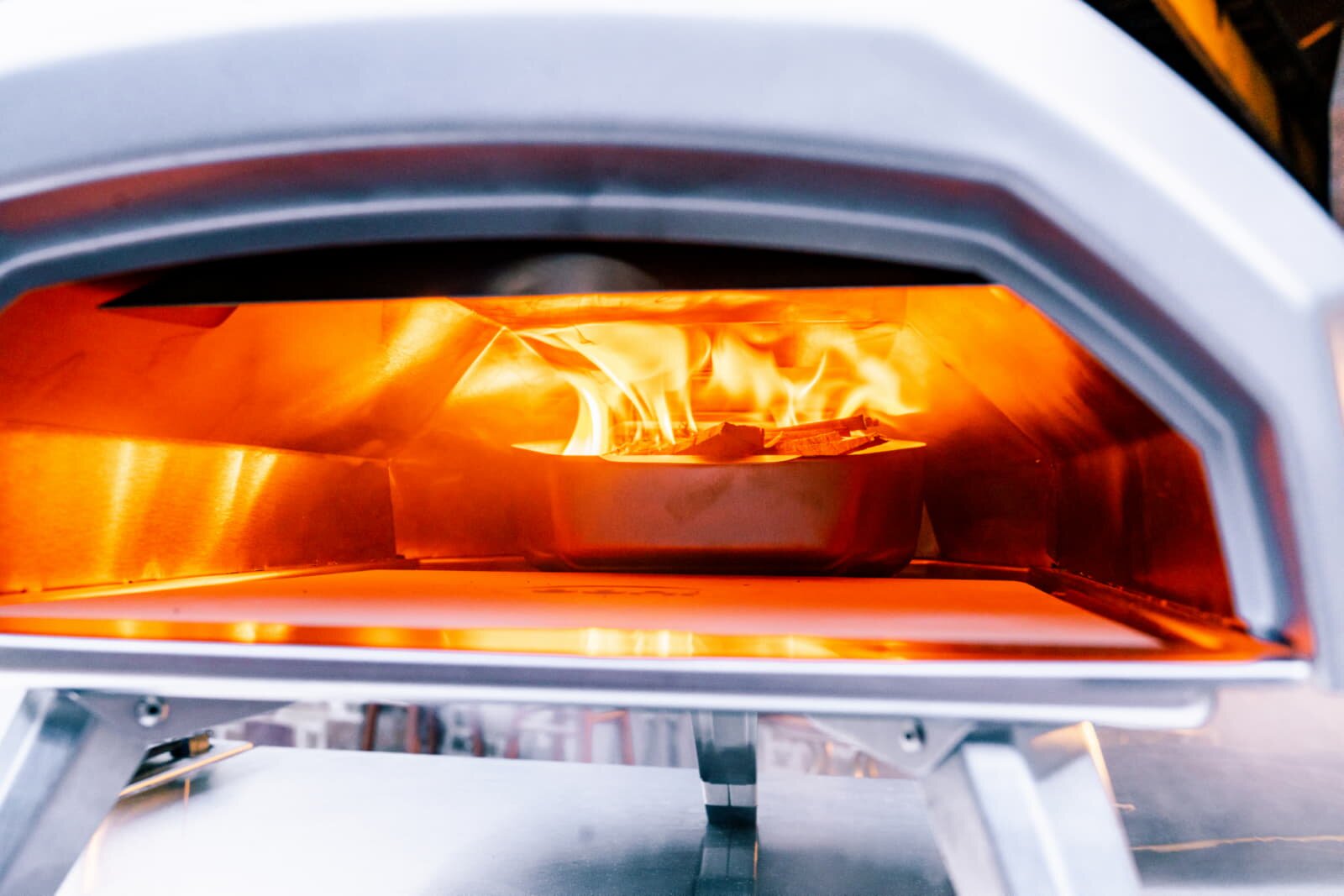 Multibrennstoff- Pizzaofen Ooni Karu 12