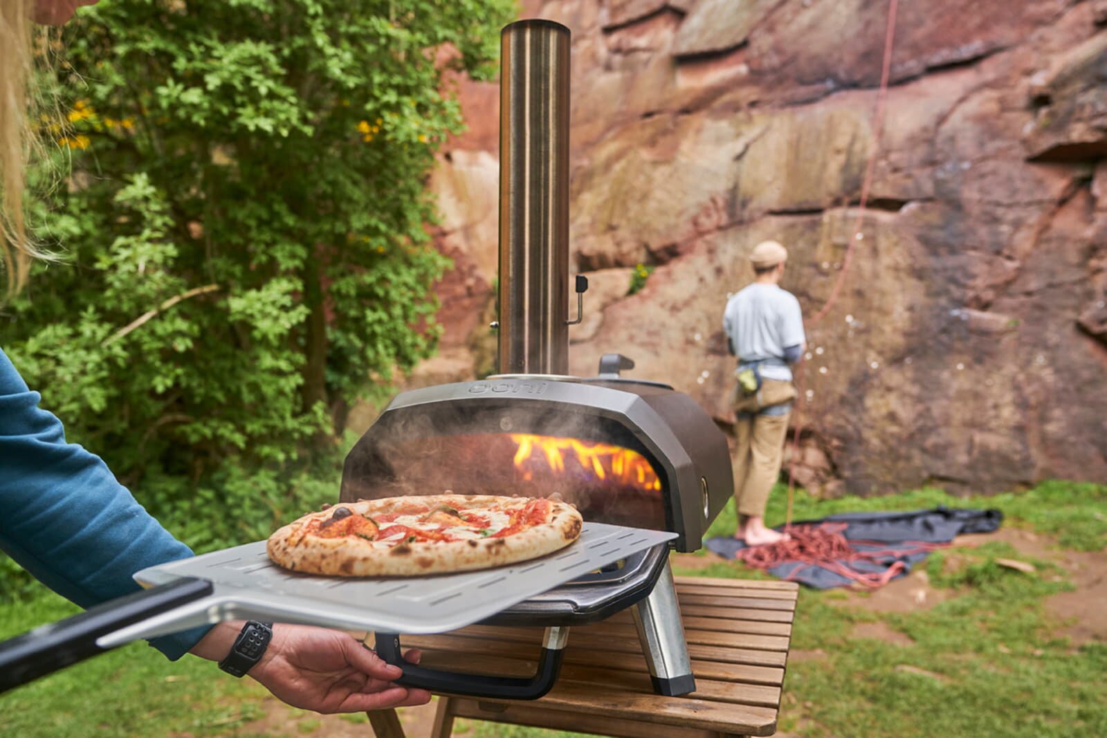 Multibrennstoff Pizzaofen Ooni Karu 2