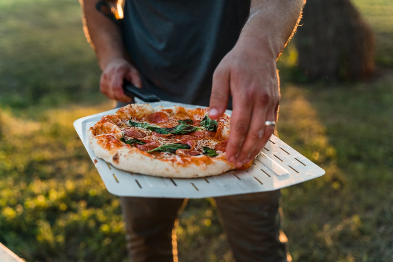 Ooni perforierter Pizzaschieber - 35 cm